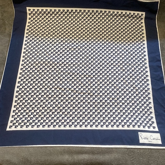 Vintage Pierre Cardin Scarf - Picture 2 of 4